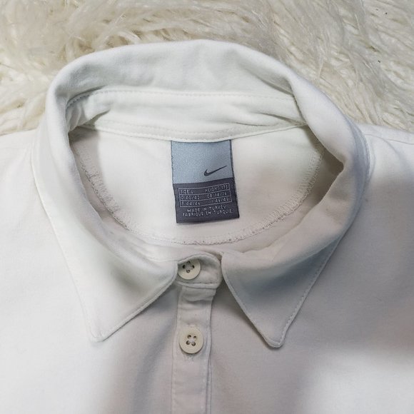 Nike polo shirt stretch material runs small measure vintage European size - Picture 7 of 7